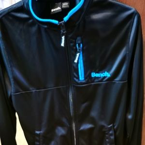 Bench clothes